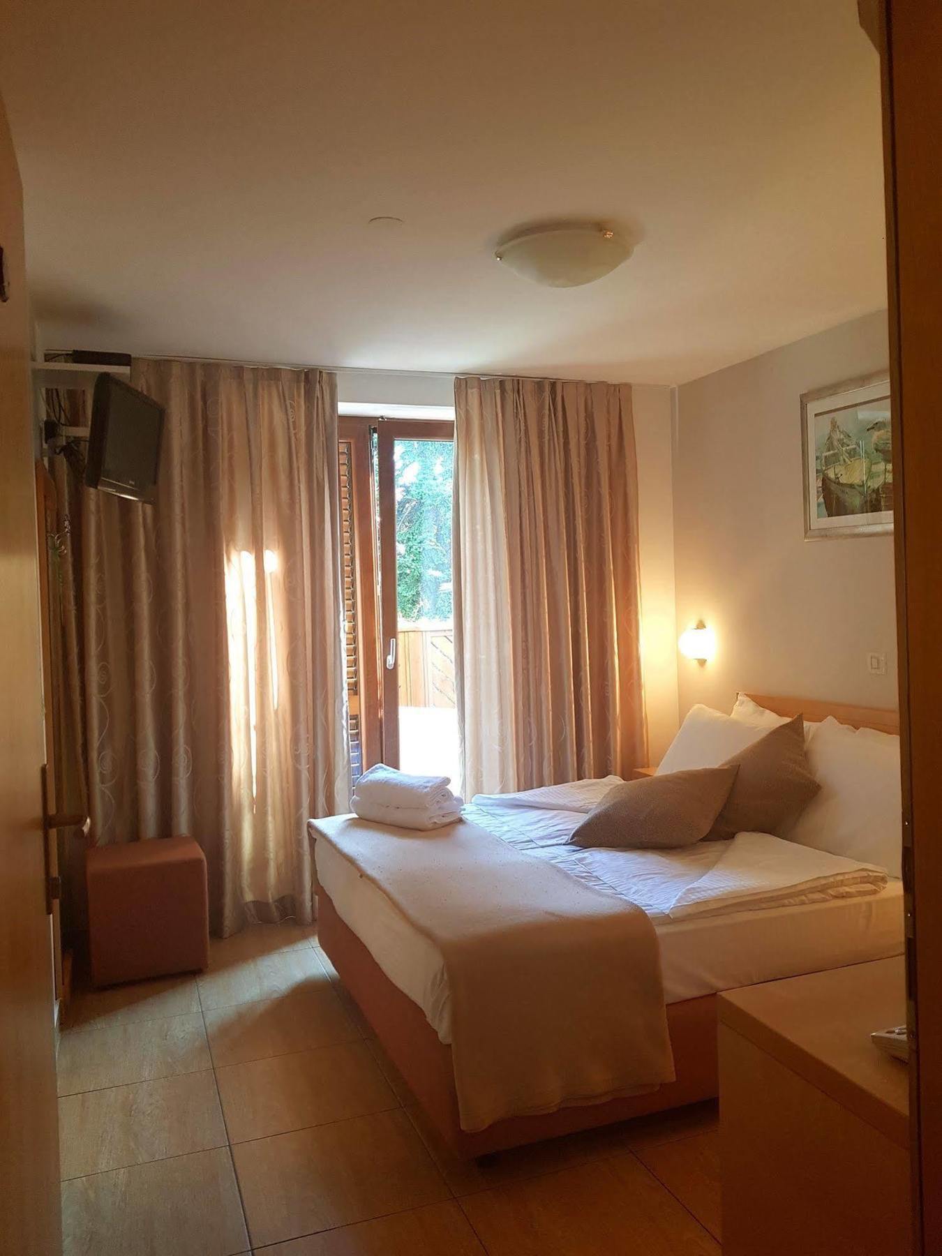 Boutique Hotel Santa Maria Новиград Экстерьер фото